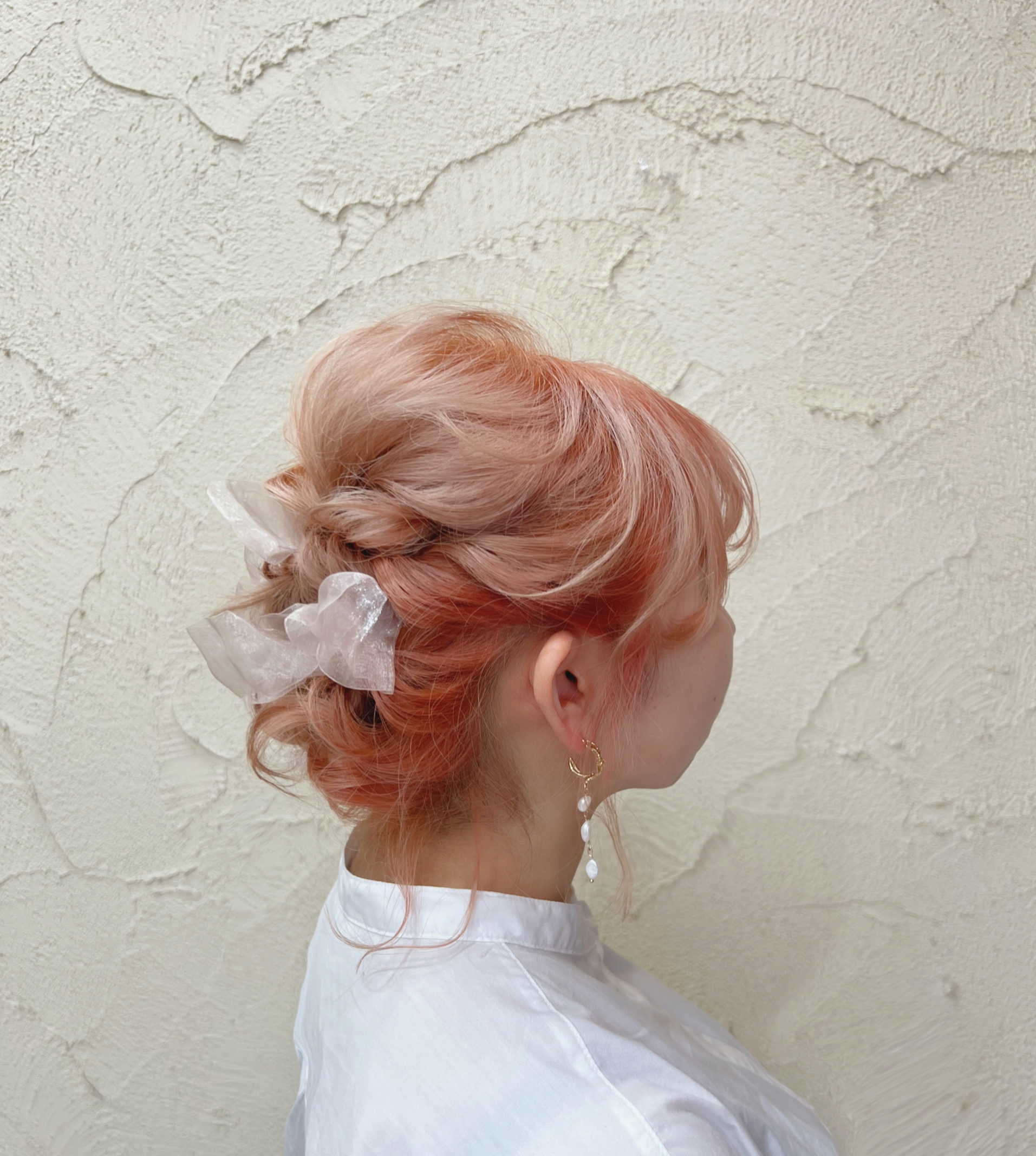 【讃岐塩屋】≪月給21万／社会保険完備／土日休みもOK≫カラーが得意な女性サロン！髪質改善など幅広いメニューで地域のお客様から
人気！長年通ってくれるお客様が多数の人気サロンです「tutti（トゥッティ）」からアシスタント（美容師）の求人☆★☆