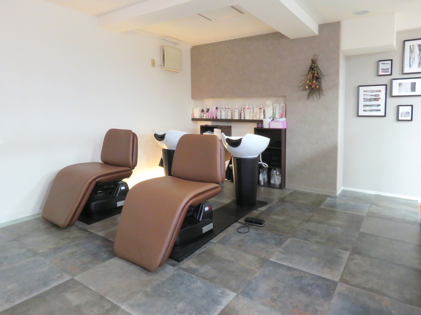 【平和通駅】≪高還元率・面貸しOK・交通費支給あり≫勤務時間、出勤日数は自由！！プライベートを大切にしてお仕事できます。若い世代のお客様が多くトレンドに合わせたスタイルはもちろんナチュラルなスタイルも人気、個人プレーでなくスタッフ皆が助け合う風土を創ります。還元率も高いので高収入を狙える業務委託ヘアサロン「HAIR SALON iDEA（ヘアサロンイデア）」からスタイリスト（美容師）の求人☆★