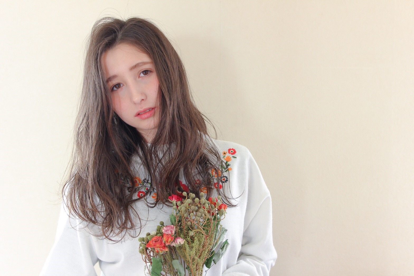 【平針】◆有給休暇あり・社会保険完備・産休育休制度あり・着付けやメイクも学べる◆カラー需要が高く、ブリーチワークが多いサロンです!有名集客サイトでアワードも受賞、新規入客がたくさんできる「FLEUR(フルール)」からスタイリスト(美容師)の求人☆★☆