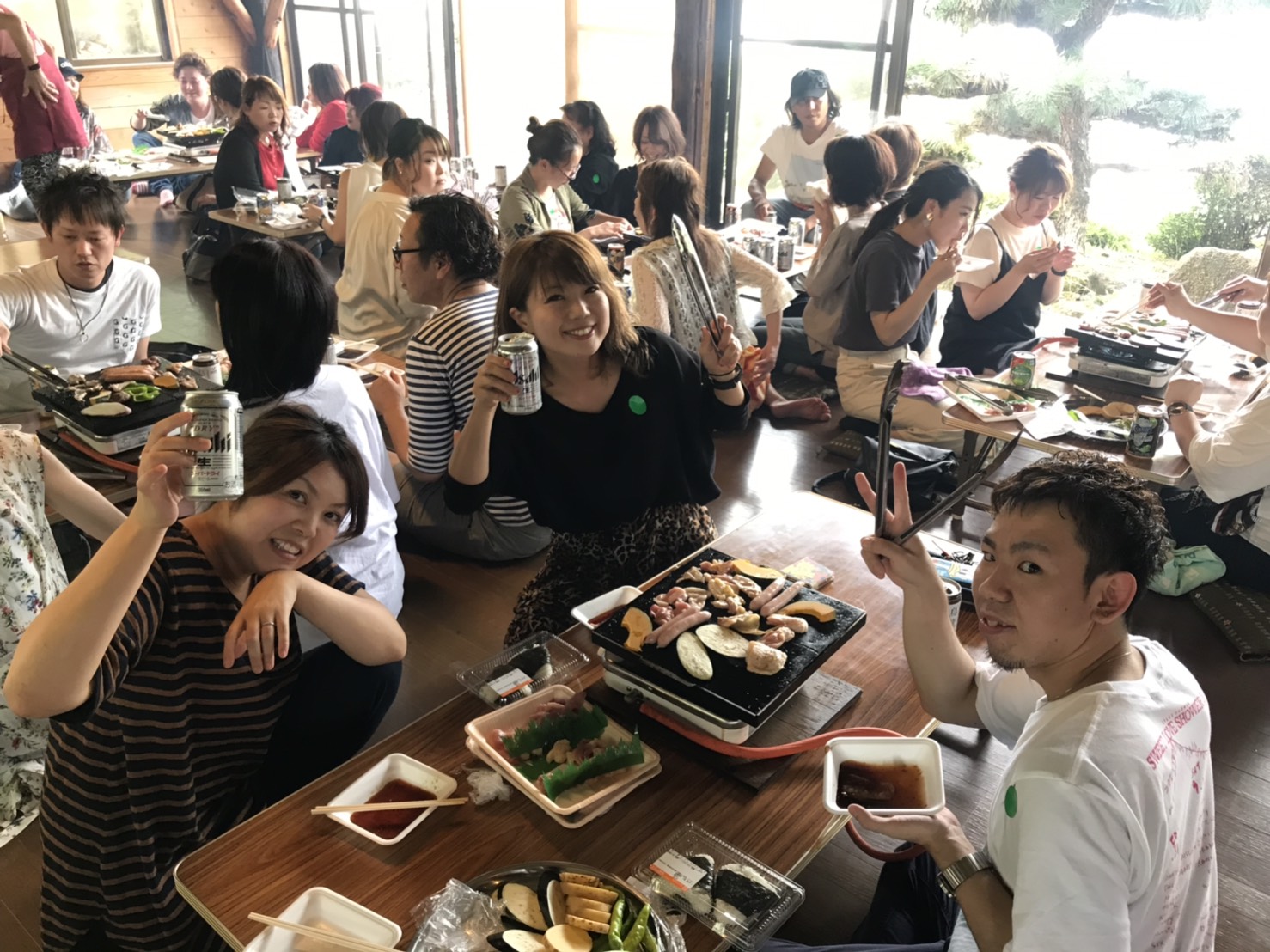 【長山】◆ベビーシッター費用補助あり・日曜定休・最大月12日休み・残業ほぼ無し・社会保険完備・最短1年デビュー可能・営業時間内レッスンOK◆研修センターがあり、着実にスキルアップが可能!幅広い年齢層のスタッフが活躍するファミリーサロン「Ai-ney 千両店(アイニーセンリョウテン)」からアシスタント(美容師)の求人★☆