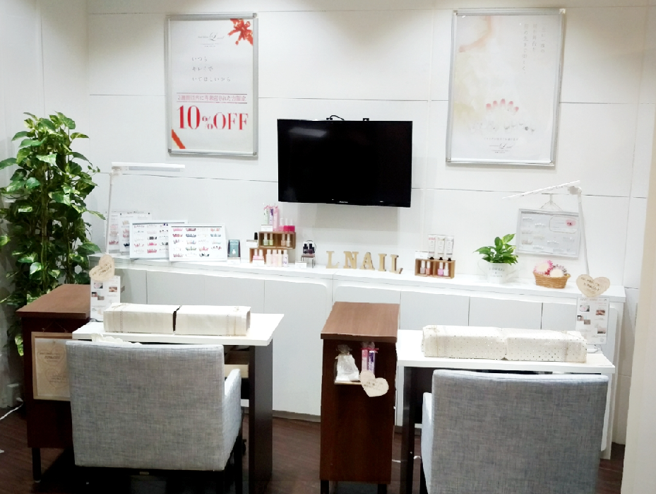 【センター南】≪産休育休実績あり・休日数選択制・髪型ネイル自由≫整った研修制度で未経験の方でも安心！プライベートとの両立ができるサロン「Lnail×Blanc 港北東急S.C.（エルネイルブランコウホクトウキュウエスシー）」からネイリスト（ネイル）の求人☆☆