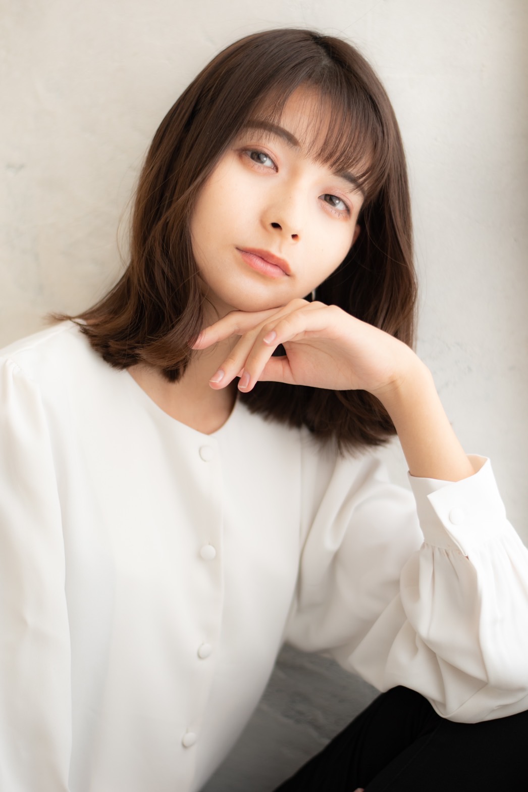 【都島】≪昼食支給あり≫≪最短2年でデビュー≫≪完全週休2日制≫≪社会保険完備≫≪夏季冬季休暇あり≫≪ショートヘアのカットも人気≫髪質改善、デザインカラーどちらの技術もしっかりと習得したい方にオススメです！「Lufure（ルフレ）」からアシスタント（美容師）の求人☆★☆