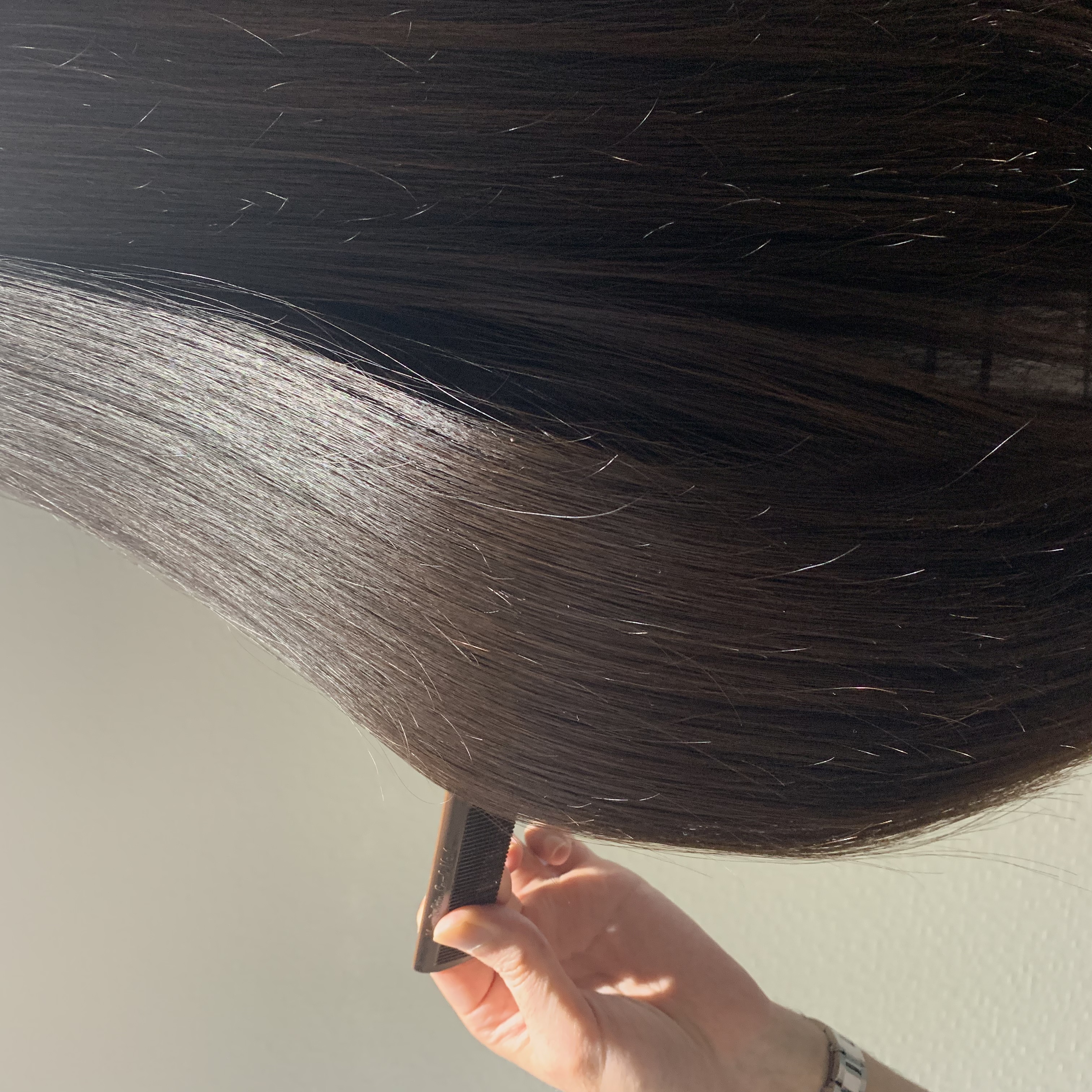 【烏丸】≪最短2年でスタイリストデビュー≫≪マンツーマンレッスン≫≪社会保険完備≫≪住宅手当あり≫≪夏季冬季休暇あり≫≪カット技術と髪質改善に定評あり≫空き時間があれば営業時間内レッスンも可能!「テラ(terra)」からアシスタント(美容師)の求人☆★