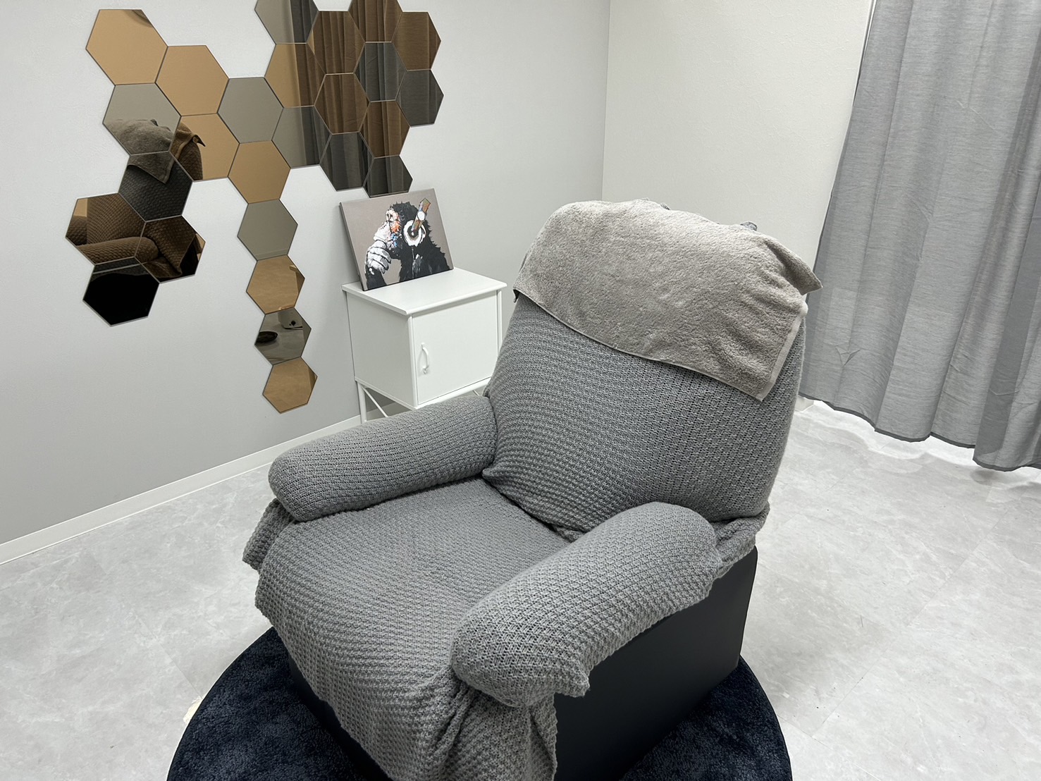 【本町】≪月給25万円スタート≫≪実働8時間≫≪社会保険完備≫≪髪色、ネイル自由≫仕事は全力！プライベートはもっと全力！！プライベートと両立して長く働きやすい「メンズ眉毛サロン TY（メンズマユゲサロンティーワイ）」からアイブロウリストの求人☆☆