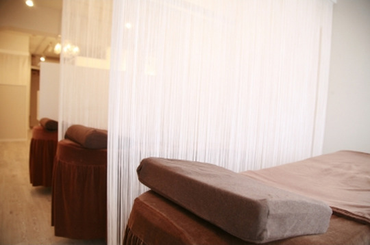 アイブロウ&まつげパーマ専門店 NUEVO（アイブロウアンドマツゲパーマセンモンテン ヌーヴォ）