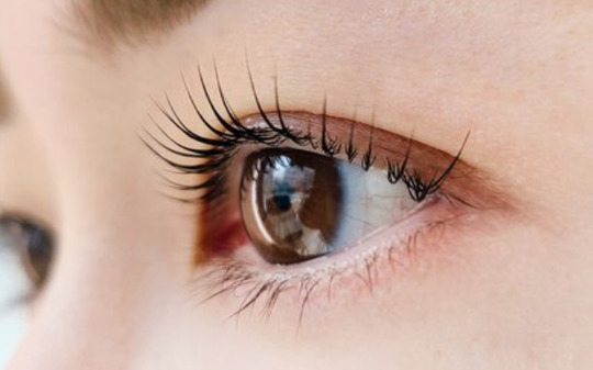 eyelash&nail macaron（アイラッシュアンドネイル マカロン）