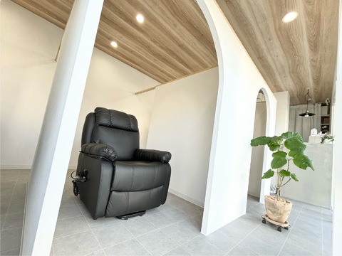 Niina eye design（ニーナ アイ デザイン）