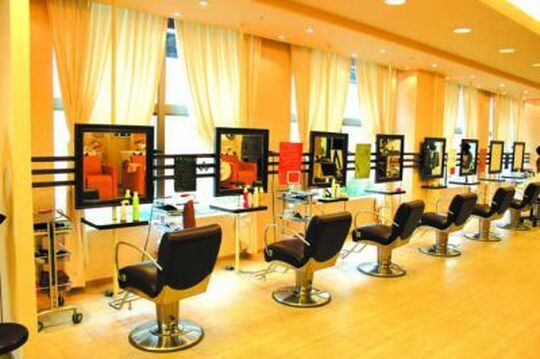 F-collection 摂津店（エフコレクション セッツテン）