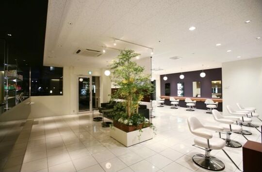 i feel AVEDA 瑞江店（アイフィール アヴェダ ミズエテン）