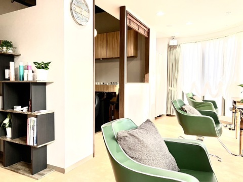 HAIR RESORT Laguna（ヘアー リゾート ラグナ）