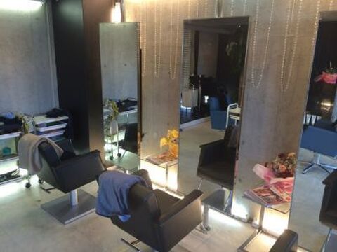 hair purisila(ヘアー プリシラ)