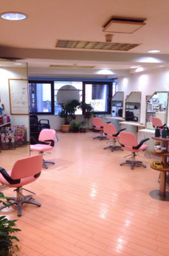 クオーレ美容室（クオーレビヨウシツ）