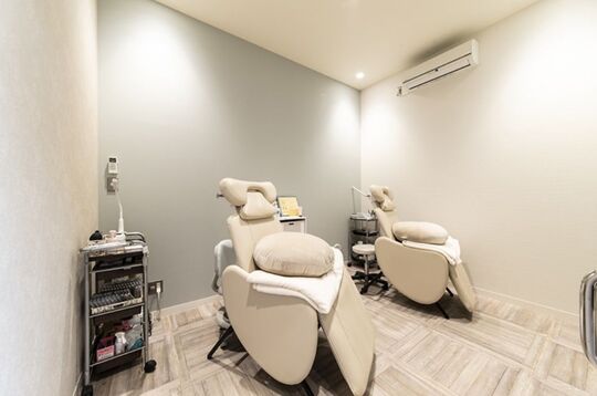 Loves Laughs 守恒徳力店（ラブズ ラフズ モリツネトクリキテン）