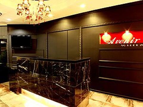 【初芝】人間関係がイヤでサロンを辞めてしまった方は必見のアットホームサロン「Avenir seek」からスタイリスト（美容師）の求人！自然とサロンワークが楽しくなる雰囲気があるんです☆☆