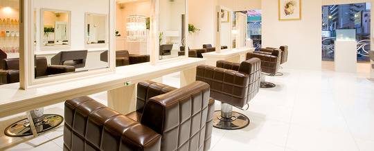 Capelli Bella 香里園店（カペリ ベラ コウリエンテン）