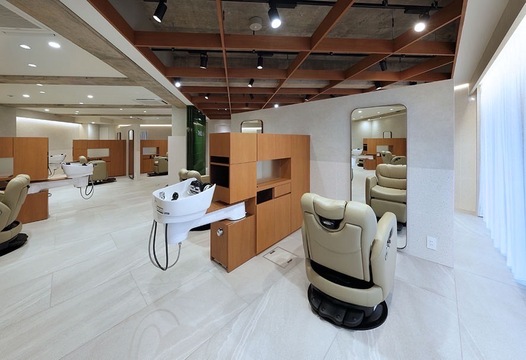 THIRD SHOP 梅田茶屋町店（サード ショップ ウメダチャヤマチテン）