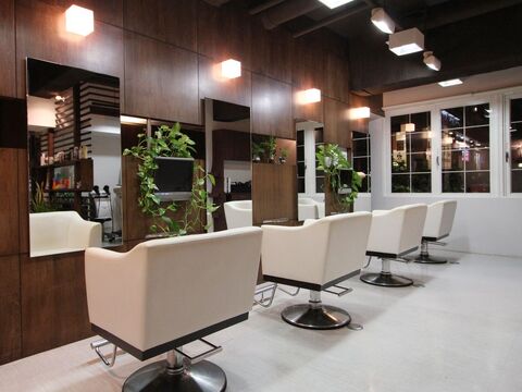 JURLIQUE HAIR（ジュリーク ヘアー）