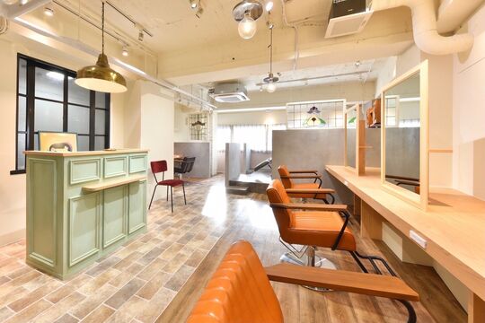 octo hair studio（オクト ヘア スタジオ）