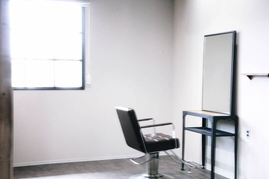 WORLD美容室 加西店（ワールドビヨウシツ カサイテン）