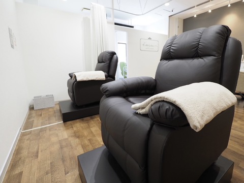 emu（エミュー）