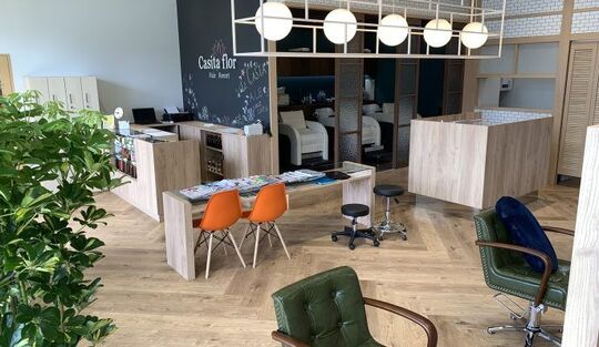Casita flor 守山店（カシータ フロル モリヤマテン）