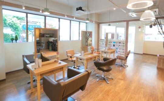 【戸田公園】≪産休育休あり≫≪住宅手当あり≫≪土日祝休みOK≫≪20時までに退勤可能≫メリハリをつけて働くことができる環境！安心して、長く勤務できるサロンです！「Dilla 戸田公園店（ディラトダコウエンテン）」からスタイリスト（美容師）の求人☆★☆