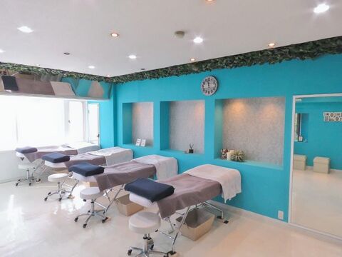 Min te Lash 那覇おもろまち店（ミントラッシュ ナハオモロマチテン）