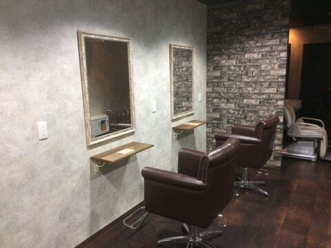 charm hair resort（チャーム ヘア リゾート）