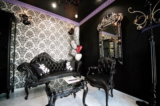 【石清水八幡宮】《未経験OK》《研修中も給料あり》《長期休暇取得OK》自由な働き方で人気のサロン！自分にあった働き方が可能。スタッフみんな仲良く楽しいサロン「Total Beauty Salon CREA COUTURE（トータルビューティーサロンクレアクチュール）」からアイリスト（アイデザイナー・まつ毛エクステ）の求人☆☆