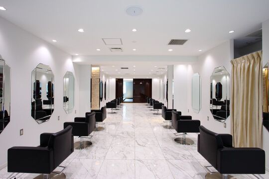 Salon 銀座（サロン ギンザ）