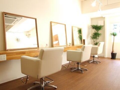 calme hair　（カルムヘアー）