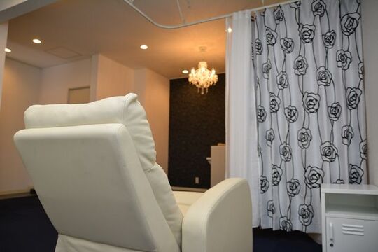 ate eyelash 堺市駅店（アテ アイラッシュ サカイシエキテン）