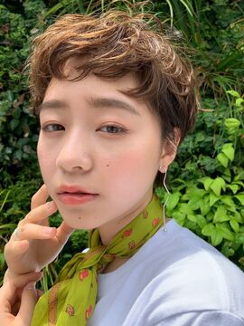 【薊野】≪実働8時間の9時間拘束≫≪18時半には退勤可能≫≪社会保険完備≫≪有給休暇年10日≫抜群の待遇を整えた人気サロン！集客多数で入客チャンス◎ママさん美容師さんも歓迎します！「zeze 高知店（ゼゼコウチテン）」からスタイリスト（美容師）の求人★☆