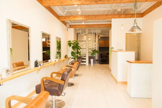 hair create cocokara（ヘアー クリエイト ココカラ）