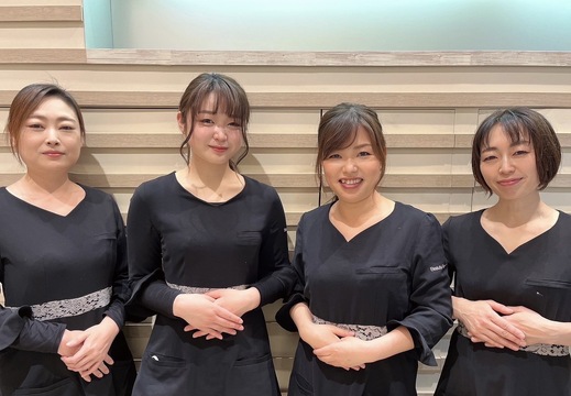 【天神川】≪立ち上げスタッフ募集！≫≪完全週休2日≫≪社会保険完備≫メニューは幅広くご用意！あなたの得意を活かして働いてみませんか？「Beauty Eyelash イオンモール広島府中店（ビューティーアイラッシュイオンモールヒロシマフチュウテン）」からアイリスト（まつげエクステ・アイデザイナー）の求人☆☆