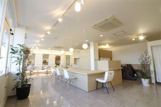 ACCOLE milieu（アコレ ミリュー）