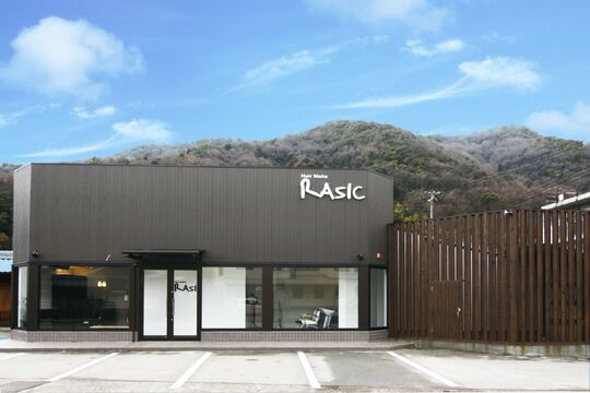 Hair Make RASIC 砥堀店（ヘア メイク ラジック トホリテン）