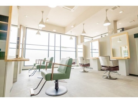 LASSIC HAIR 西脇店（ラシック ヘアー ニシワキテン）