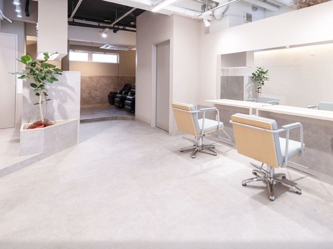 five vox hair 広島（ファイブ ボックス ヘアー ヒロシマ）