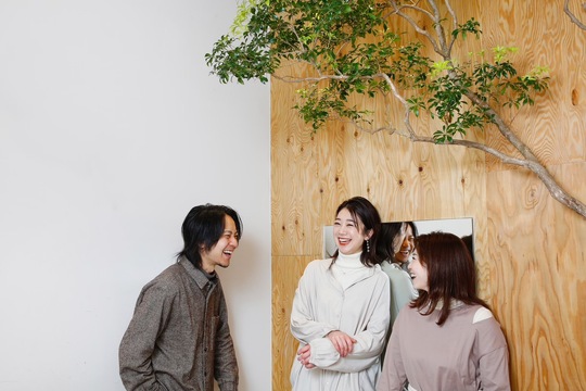 CALENDAR（カレンダー）