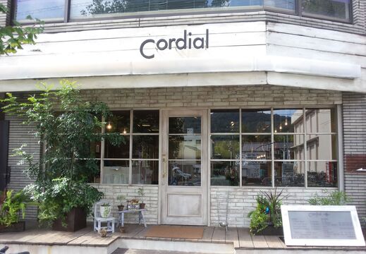 Cordial hair 本店（コーディアル ヘアー ホンテン）