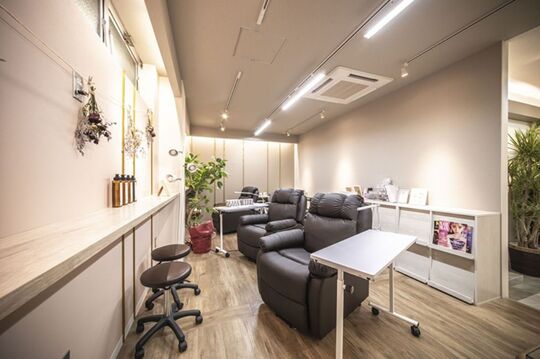 Loves Laughs 小倉魚町店（ラブズ ラフズ コクラウオマチテン）