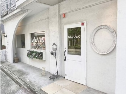 waves（ウェイブズ）