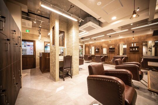 CLUTCH 博多（クラッチ ハカタ）