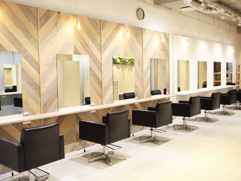 freera 表参道店（フリーラ オモテサンドウテン）