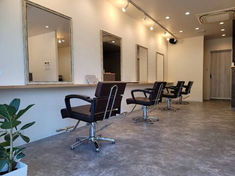 ma jolie.lou（マ ジョリ.ルゥ）