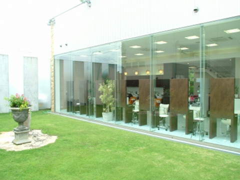 harmonic salon Cure（ハーモニック サロン キュア）