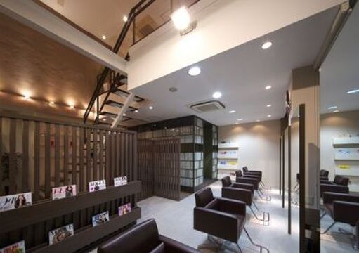 Hair STUDIO Feeasy (ヘアースタジオフィージー)