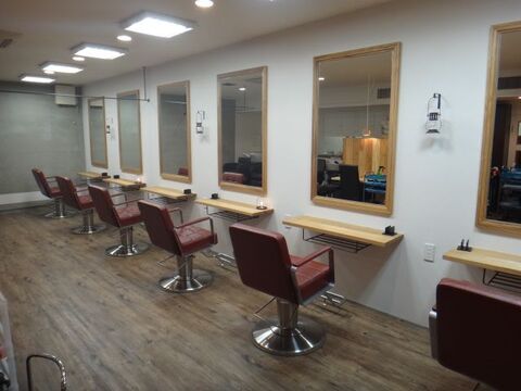 UNIVER logos（ユニバー ロゴス）