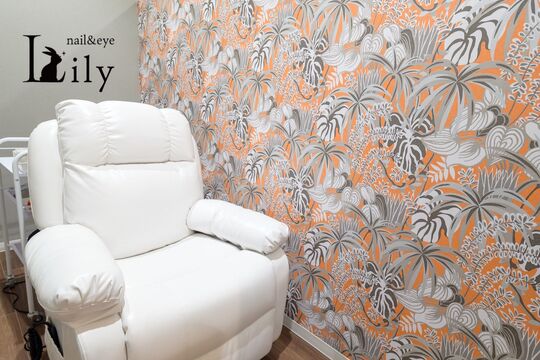 nail&eye Lily 住道店（ネイルアンドアイ リリー スミノドウテン）
